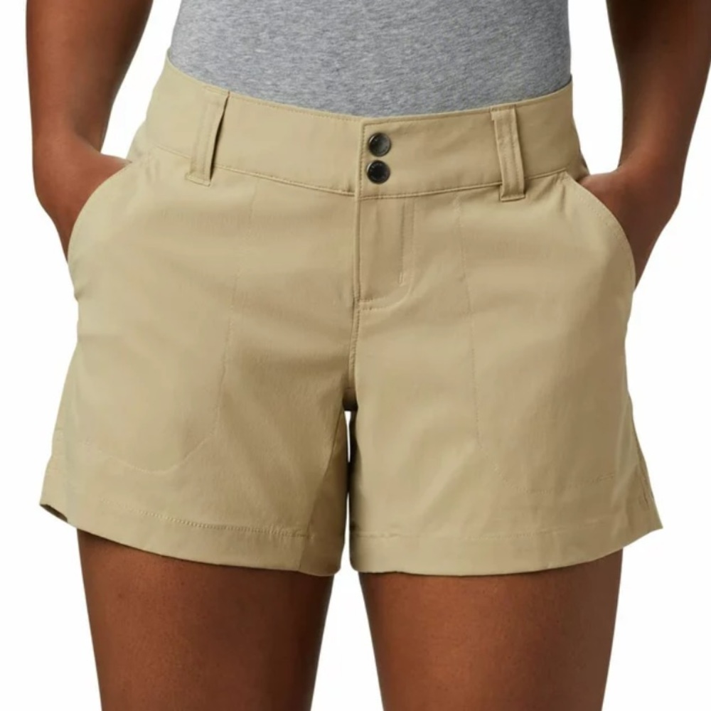 Womens Columbia Khaki Shorts “Saturday Trail”
Style #AL8675 British Tan Size 12